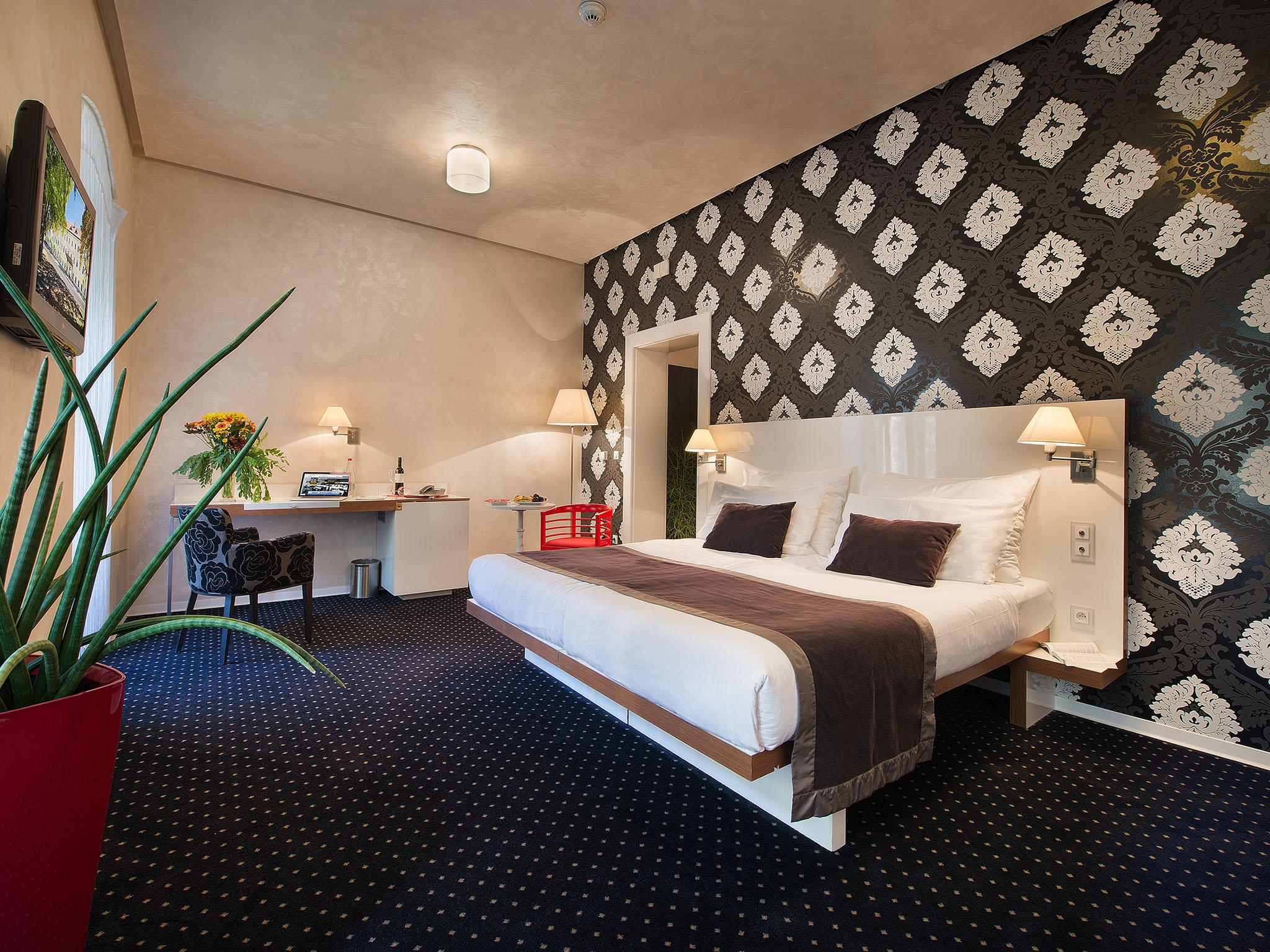 Ea Hotel Tereziansky Dvur Hradec Králové 외부 사진