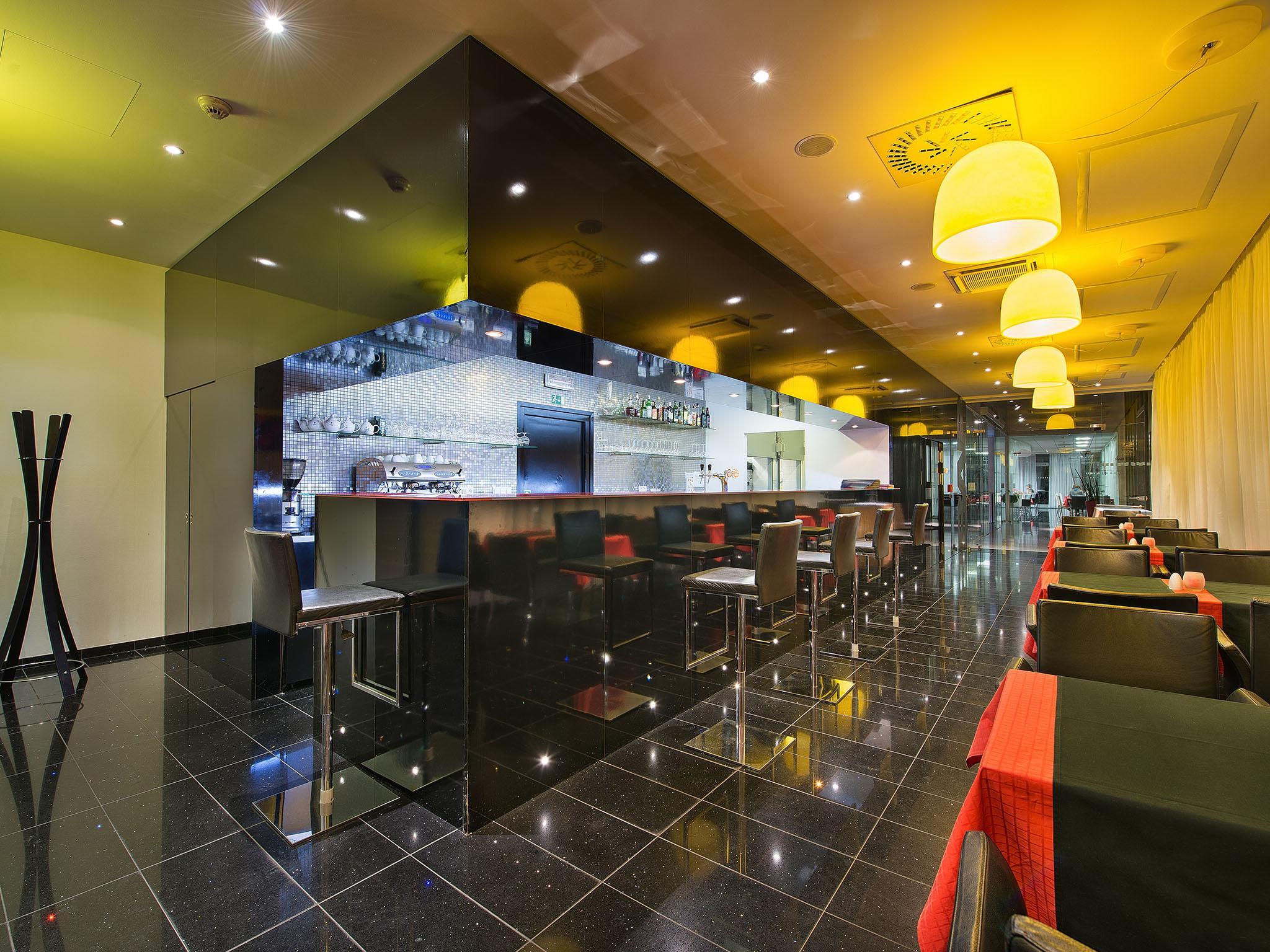 Ea Hotel Tereziansky Dvur Hradec Králové 외부 사진