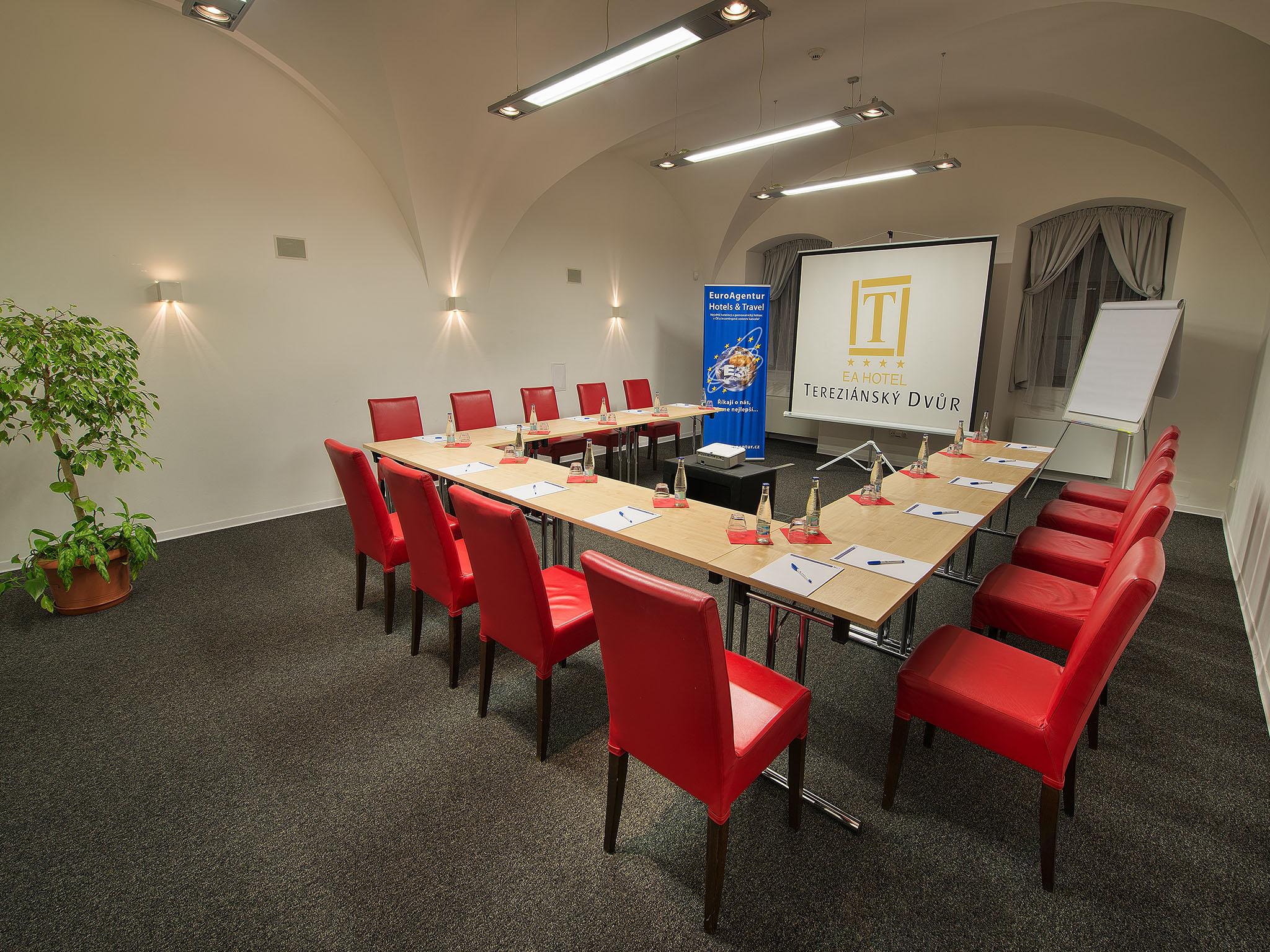 Ea Hotel Tereziansky Dvur Hradec Králové 외부 사진