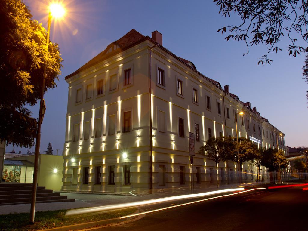 Ea Hotel Tereziansky Dvur Hradec Králové 외부 사진