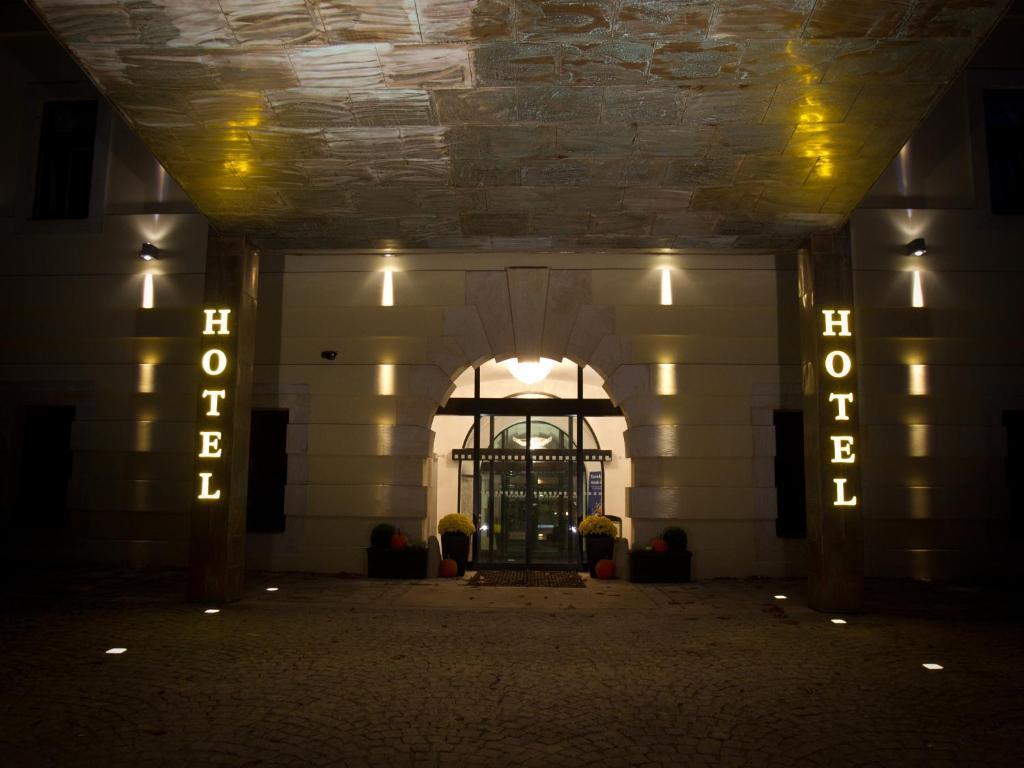 Ea Hotel Tereziansky Dvur Hradec Králové 외부 사진