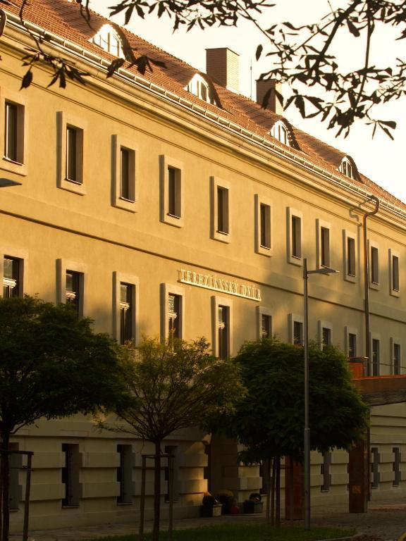 Ea Hotel Tereziansky Dvur Hradec Králové 외부 사진